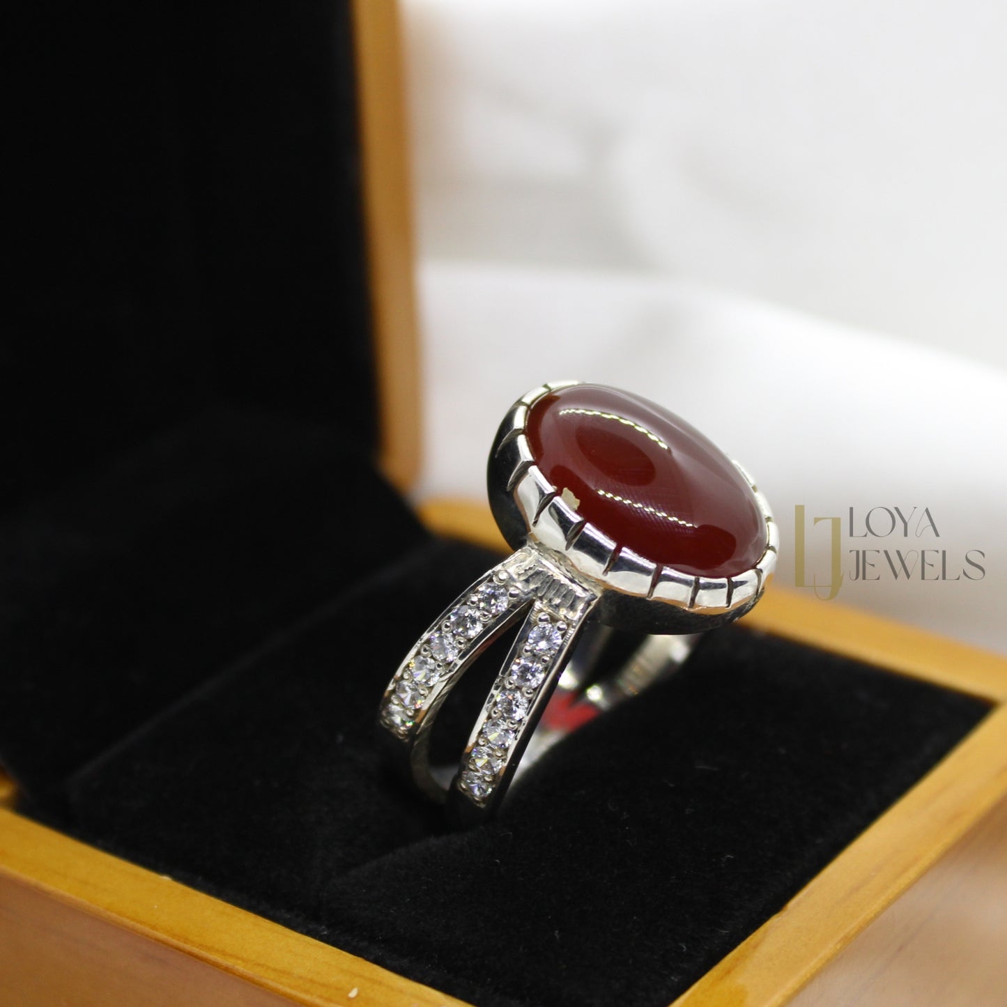 Natural Women Aqeeq Agate Ring